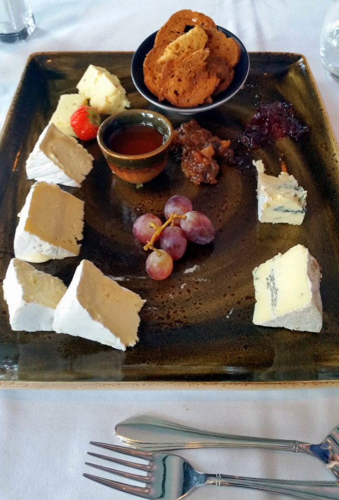 cheese platter lava restaurant blue lagoon (1)
